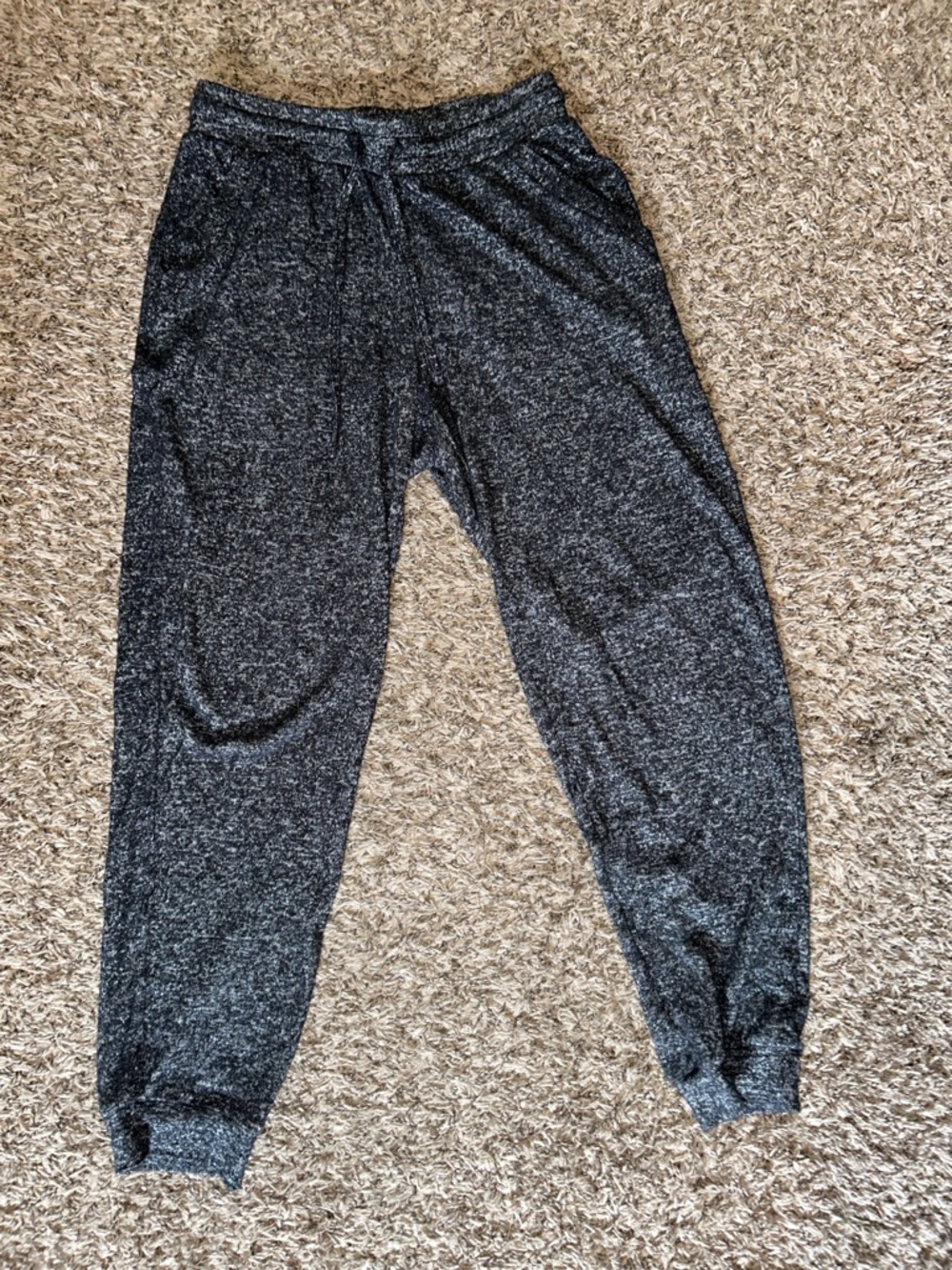 Quince Women’s Small Brushed Lounge Joggers - Charcoal - Picture 3 of 4